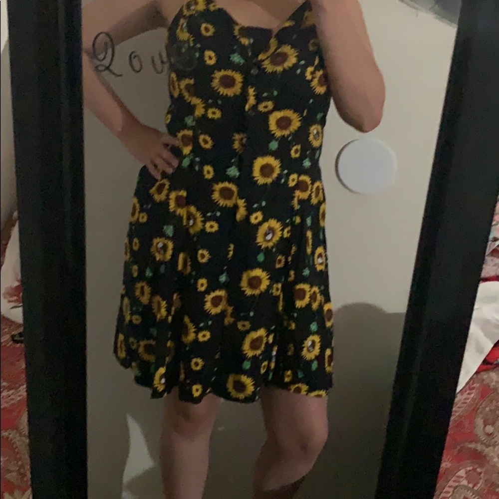 Black dress wit sunflower and white skulls